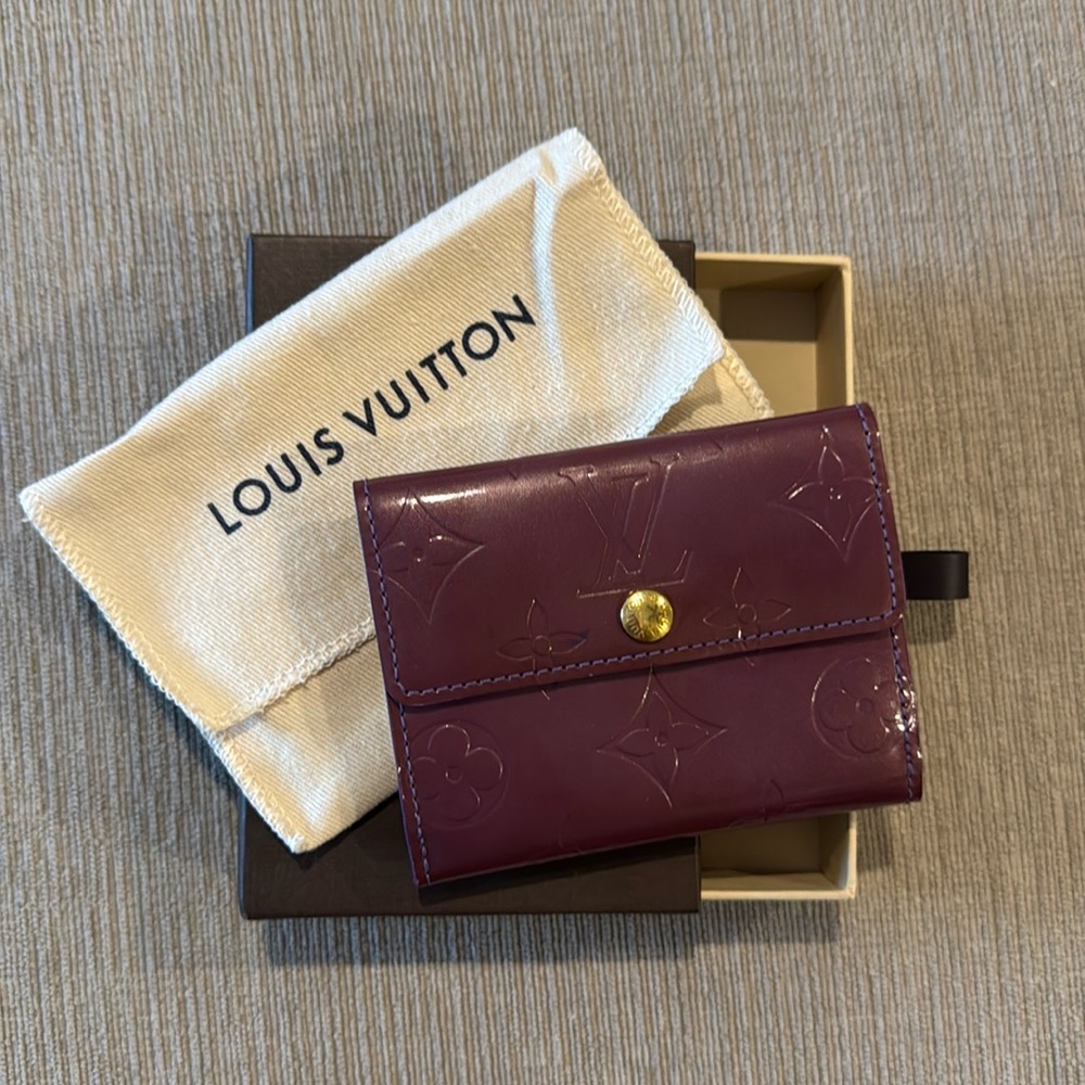 Louis Vuitton Vernis Wallet Cardholder with dust bag and box
